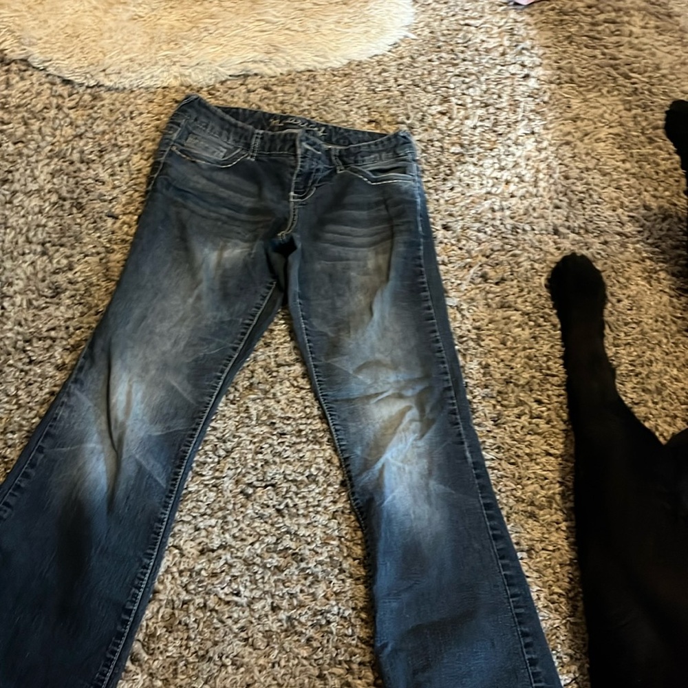 Low rise jeans